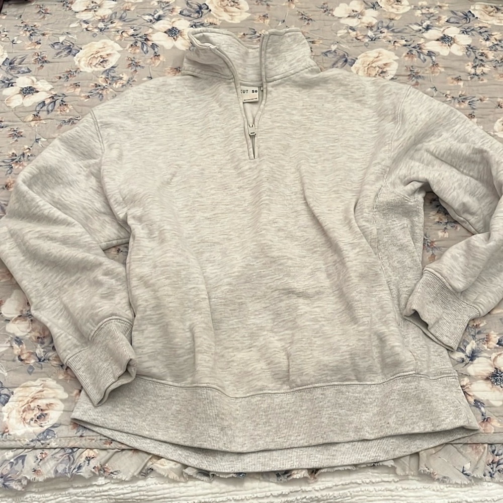 Grey Nordstrom “boyfriend fit” pullover with zipper